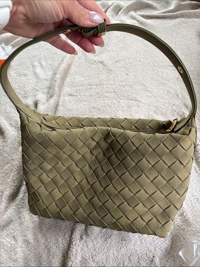 Woven Shoulder Bag in Olive Green - Women